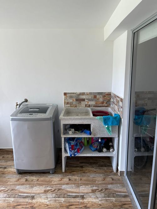 Apartamento de 2 alcobas en venta en Cerro De Oro, Manizales, 79 m² · foto 9 de 10