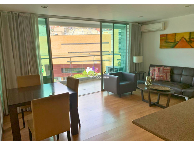 Apartamento de 1 alcoba en venta en La Aguacatala, Medellín, 56 m² · foto 3 de 24