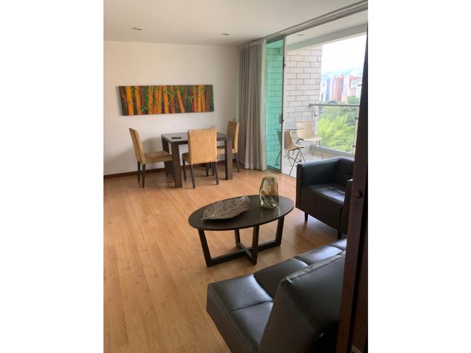 Apartamento de 1 alcoba en venta en La Aguacatala, Medellín, 56 m² · foto 7 de 24