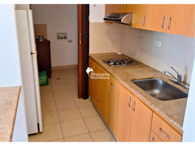 Apartamento de 1 alcoba en venta en La Aguacatala, Medellín, 56 m² · foto 23 de 24