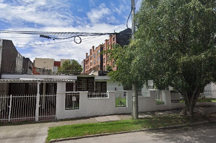 Casa de 4 alcobas en venta en El Batán, Bogotá, 250 m² · foto 4 de 20