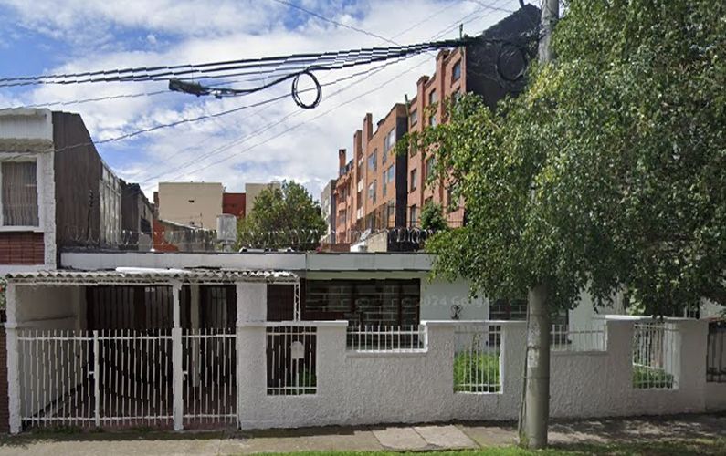 Casa de 4 alcobas en venta en El Batán, Bogotá, 250 m² · foto 5 de 20
