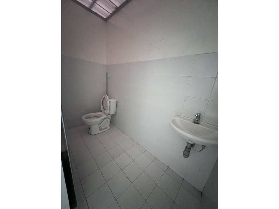 Casa en venta en Las Americas, Bogotá · foto 6 de 24