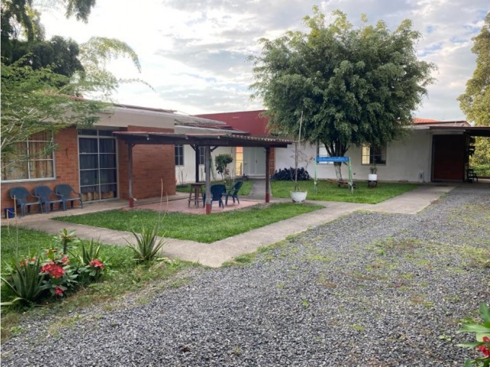 Casa en venta en Tribunas Corcega, Pereira · foto 3 de 19