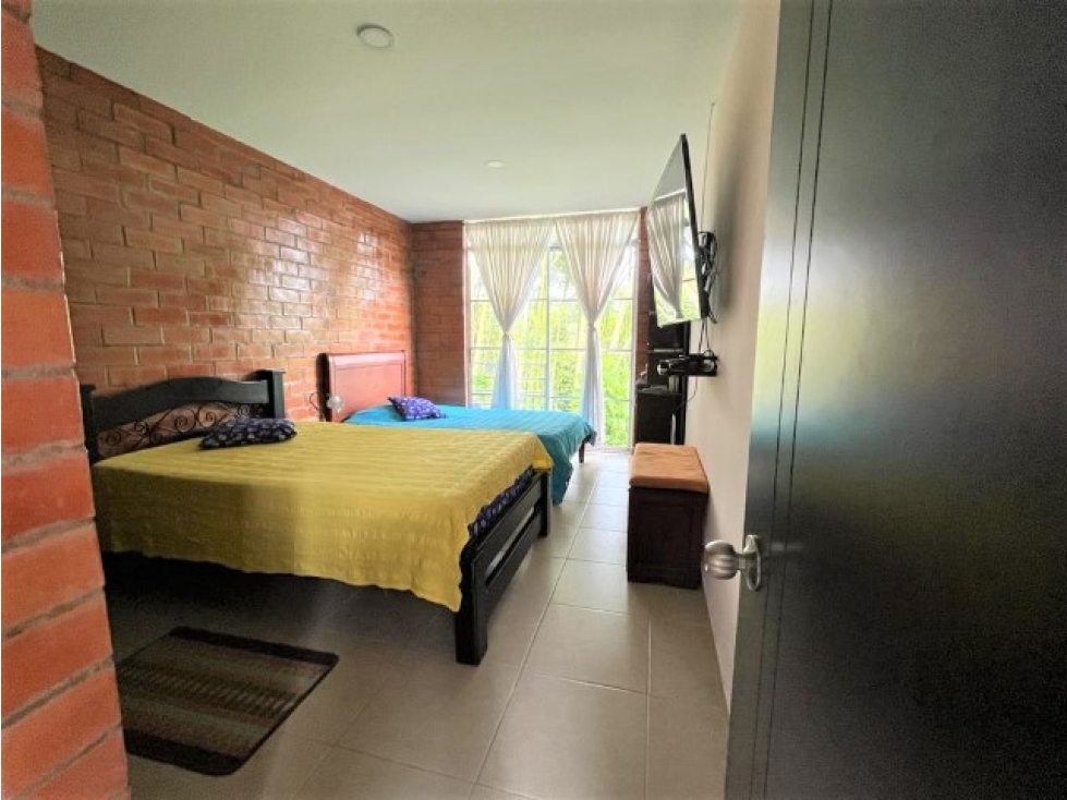 Casa en venta en Tribunas Corcega, Pereira · foto 12 de 19