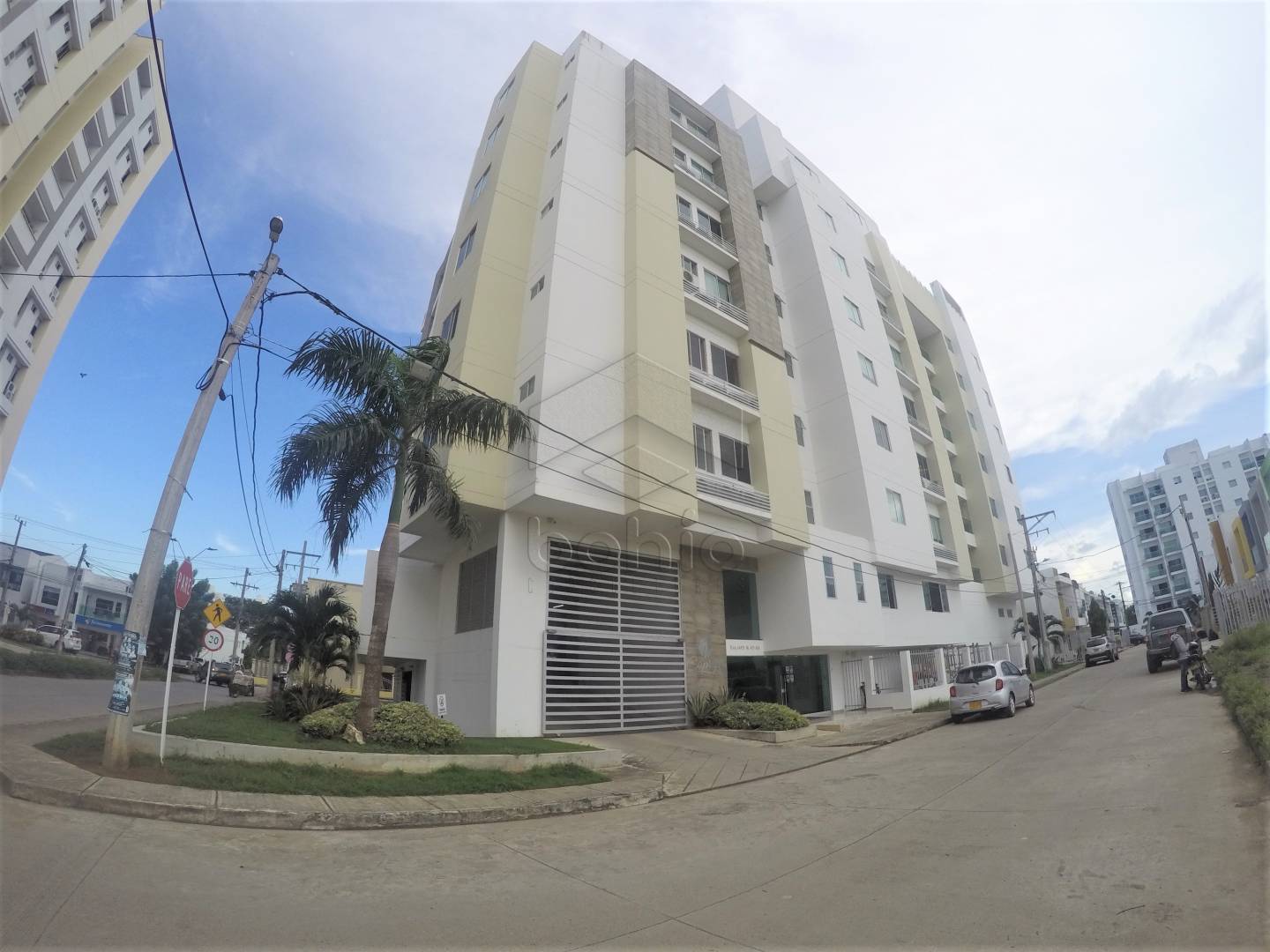 Apartamento en venta en California, Montería · foto 2 de 18