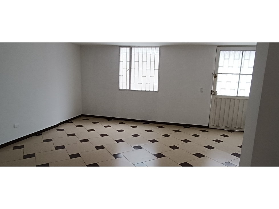 Casa en venta en Mandalay, Bogotá · foto 11 de 24