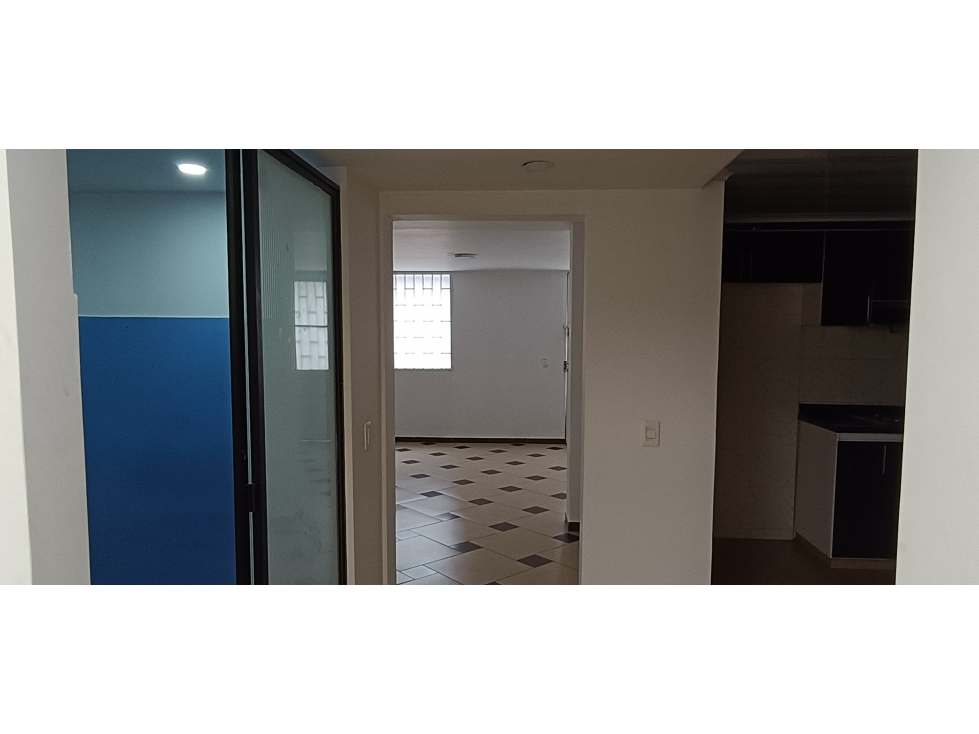 Casa en venta en Mandalay, Bogotá · foto 2 de 24