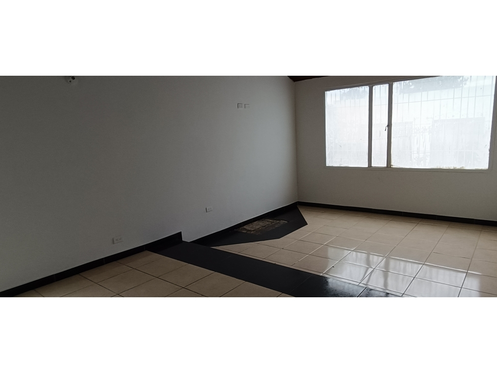 Casa en venta en Mandalay, Bogotá · foto 4 de 24