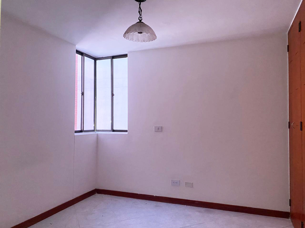 Apartamento en arriendo en Loma Benedictinos, Envigado · foto 8 de 14