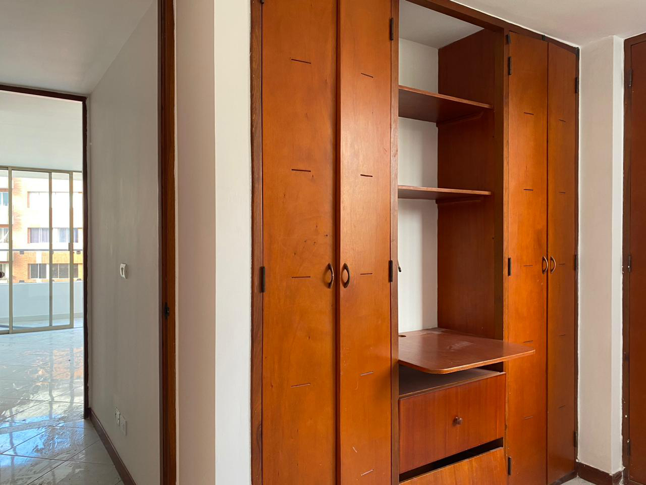 Apartamento en arriendo en Loma Benedictinos, Envigado · foto 10 de 14