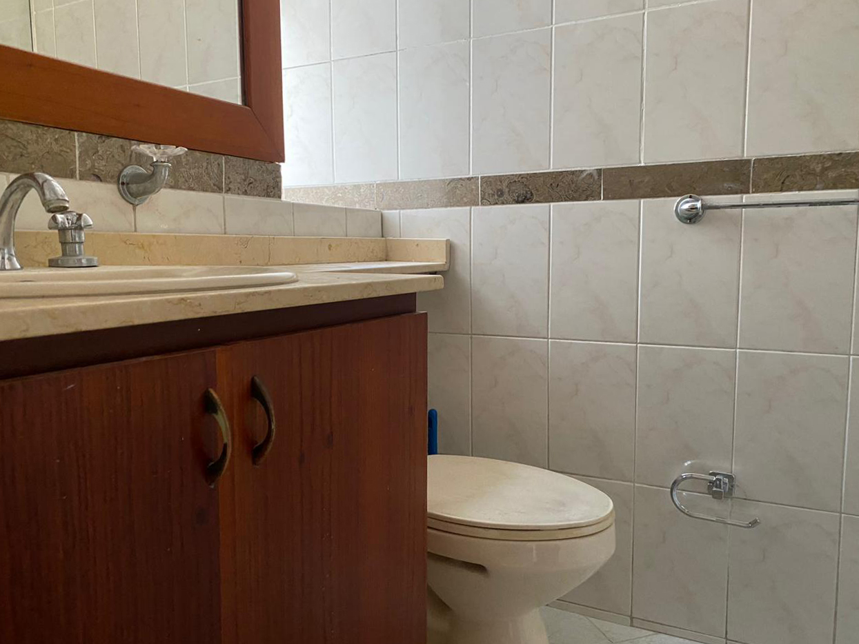 Apartamento en arriendo en Loma Benedictinos, Envigado · foto 13 de 14