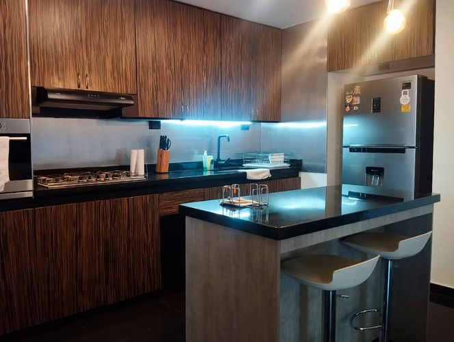 Apartamento de 1 alcoba en venta en El Poblado, Medellín, 87 m² · foto 5 de 13