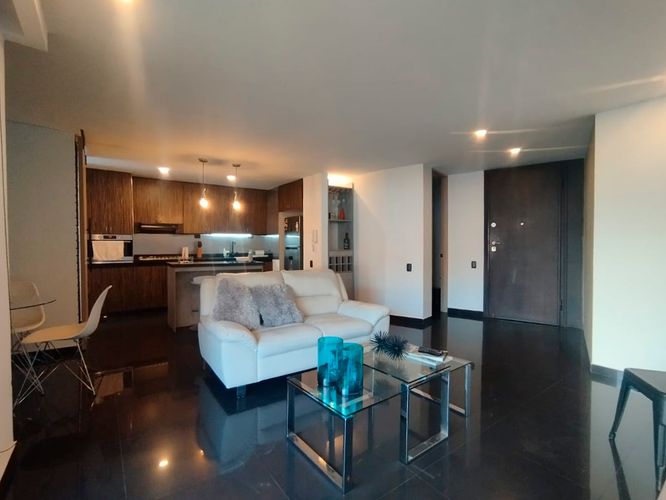 Apartamento de 1 alcoba en venta en El Poblado, Medellín, 87 m² · foto 8 de 13
