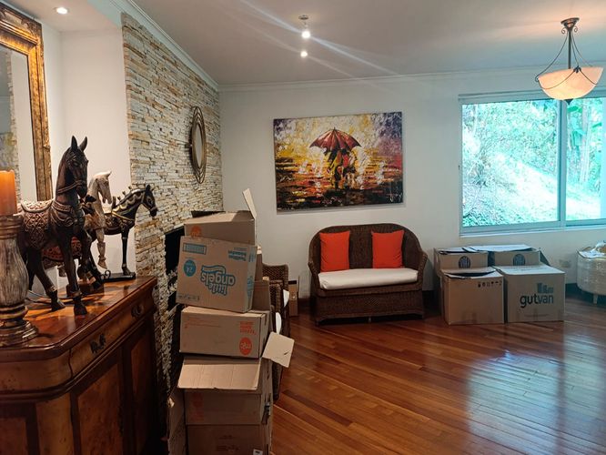 Casa de 3 alcobas en venta en El Poblado, Medellín, 415 m² · foto 1 de 20