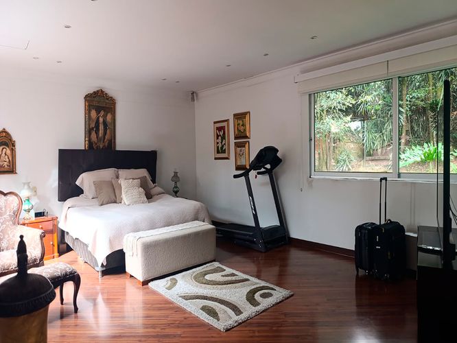Casa de 3 alcobas en venta en El Poblado, Medellín, 415 m² · foto 6 de 20