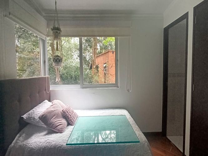 Casa de 3 alcobas en venta en El Poblado, Medellín, 415 m² · foto 10 de 20