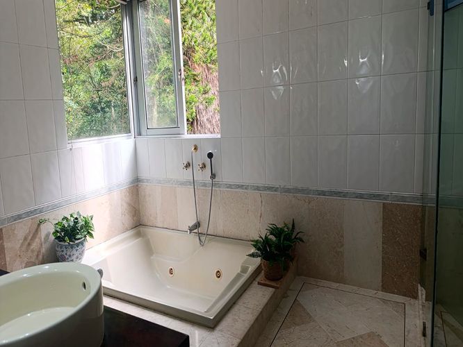 Casa de 3 alcobas en venta en El Poblado, Medellín, 415 m² · foto 15 de 20