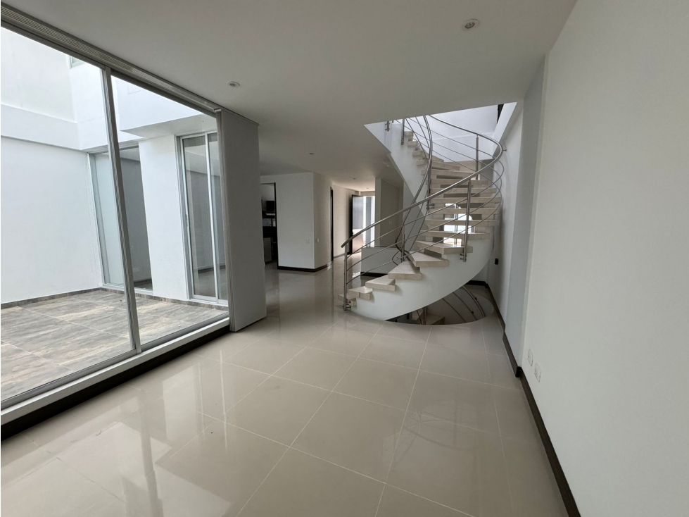 Apartamento en venta en La Julita, Pereira · foto 5 de 17