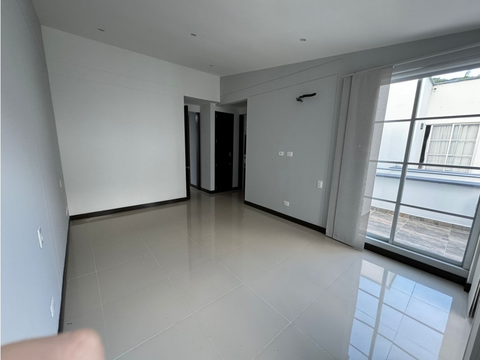 Apartamento en venta en La Julita, Pereira · foto 7 de 17