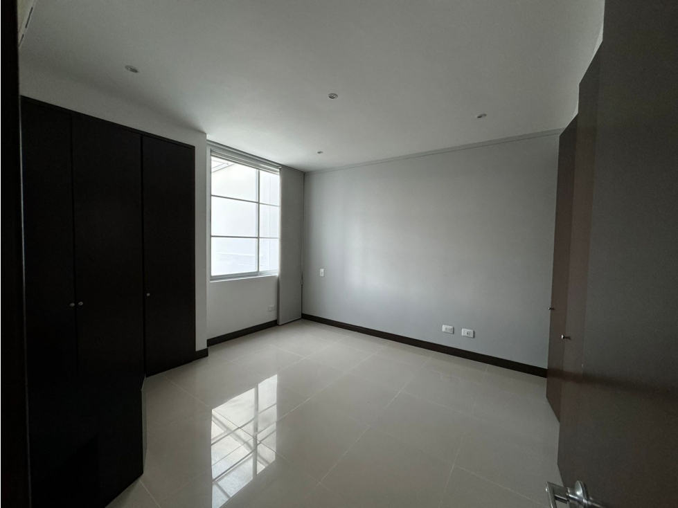 Apartamento en venta en La Julita, Pereira · foto 10 de 17