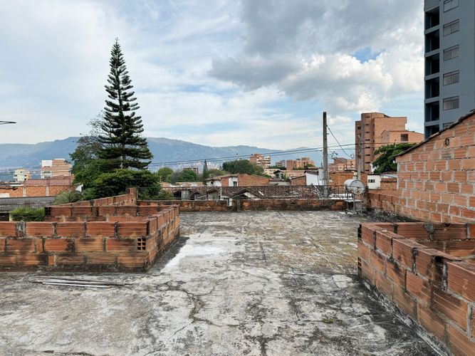 Casa de 4 alcobas en venta en Simon Bolivar, Medellín, 180 m² · foto 13 de 15