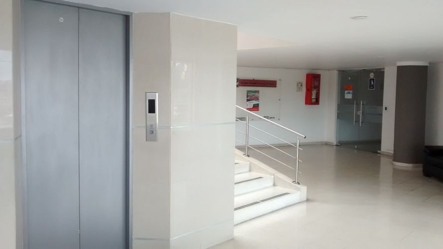 Oficina en venta en Siberia, Cota, 30 m² · foto 14 de 19