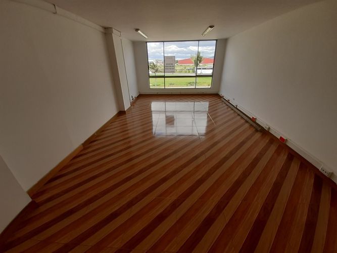 Oficina en venta en Siberia, Cota, 30 m² · foto 12 de 14