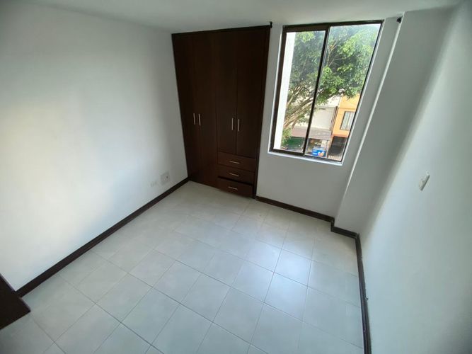 Apartamento de 2 alcobas en venta en San Remo, Pereira, 80 m² · foto 7 de 10