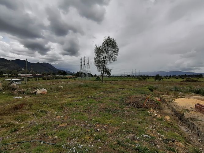 Lote en venta en Parcelas, Cota, 360 m² · foto 6 de 6