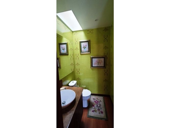 Casa de 7 alcobas en venta en Aposentos Parte Alta, Sopó, 530 m² · foto 3 de 24