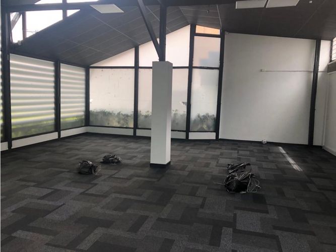 Casa en venta en Chico Norte, Bogotá, 670 m² · foto 2 de 9