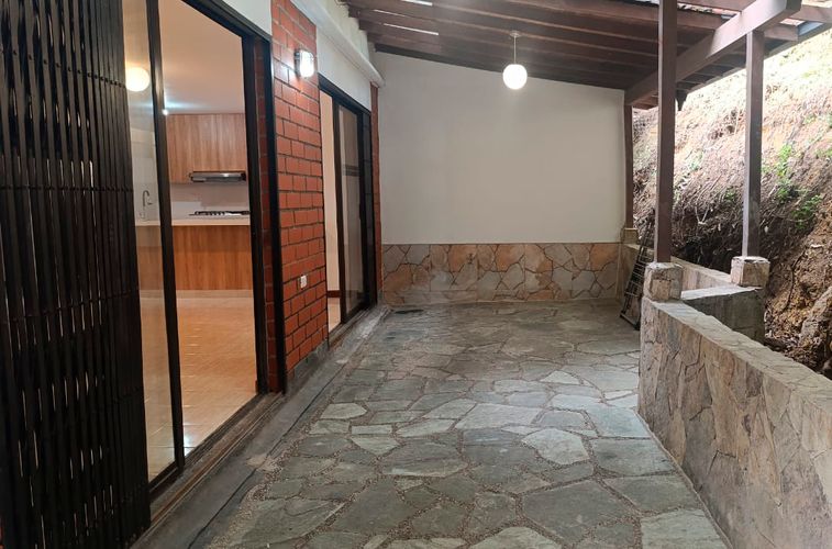 Casa de 3 alcobas en venta en El Poblado, Medellín, 150 m² · foto 16 de 20