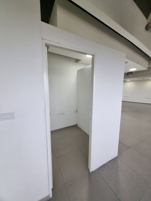 Oficina en arriendo en Unicentro Cali, Cali, 200 m² · foto 14 de 24