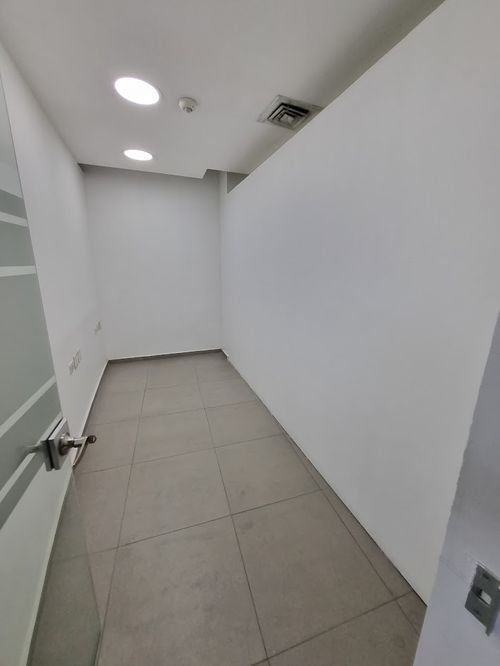 Oficina en arriendo en Unicentro Cali, Cali, 200 m² · foto 21 de 24