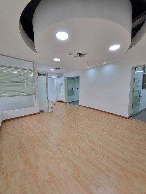 Oficina en arriendo en Unicentro Cali, Cali, 200 m² · foto 22 de 24
