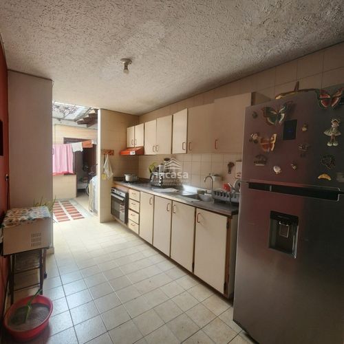 Casa de 3 alcobas en venta en Prados Del Norte, Cali, 220 m² · foto 3 de 11