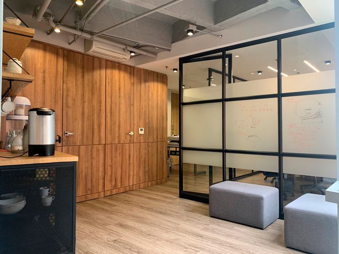 Oficina en venta en El Poblado, Medellín, 250 m² · foto 16 de 18