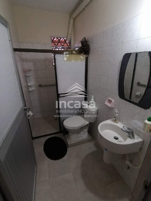 Casa de 8 alcobas en venta en Champagnat, Cali, 442 m² · foto 5 de 20
