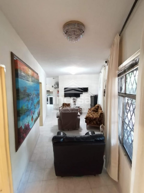 Casa de 8 alcobas en venta en Champagnat, Cali, 442 m² · foto 18 de 20