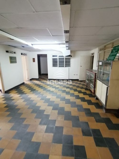 Casa de 4 alcobas en venta en San Juan Bosco, Cali, 440 m² · foto 7 de 23