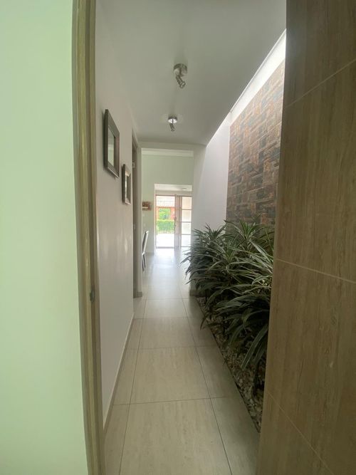 Casa de 3 alcobas en venta en Juan De Ampudia, Jamundí, 247 m² · foto 4 de 16