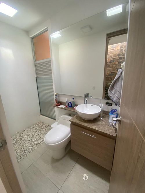 Casa de 3 alcobas en venta en Juan De Ampudia, Jamundí, 247 m² · foto 11 de 16