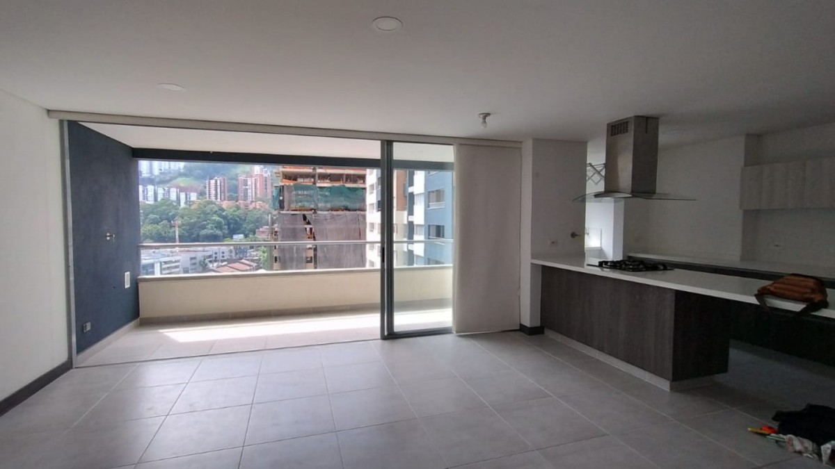 Apartamento en arriendo en Ciudad Del Río, Medellín · foto 2 de 8