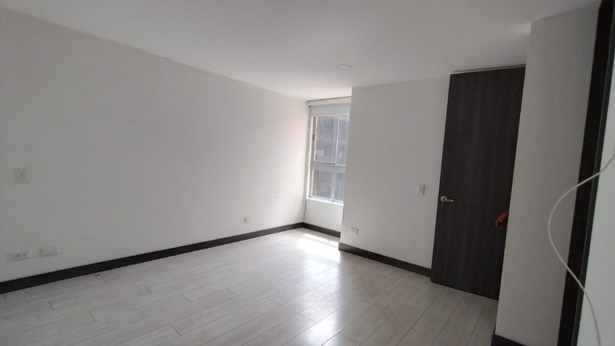 Apartamento en arriendo en Ciudad Del Río, Medellín · foto 6 de 8