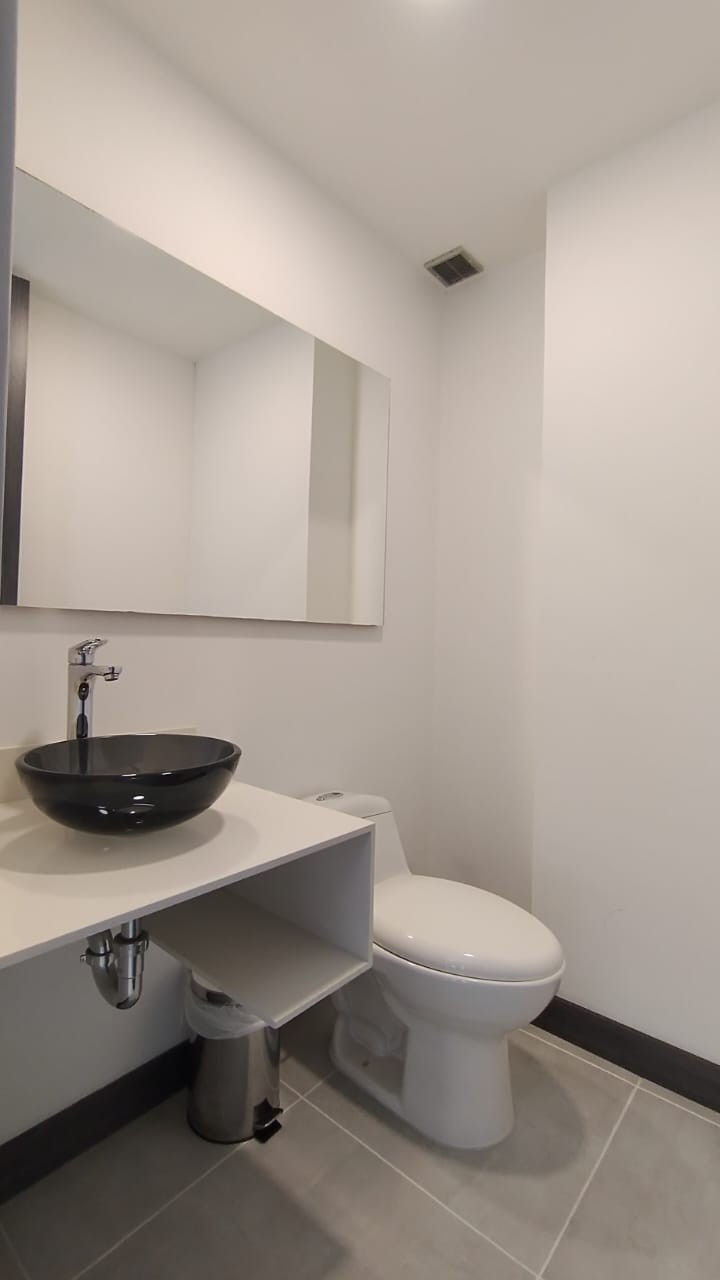 Apartamento en arriendo en Ciudad Del Río, Medellín · foto 8 de 8