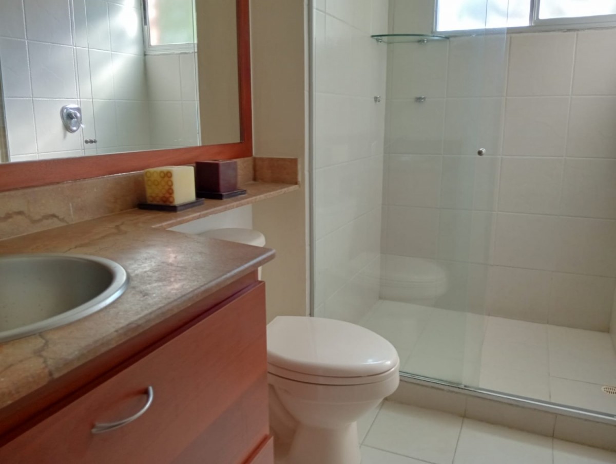 Apartaestudio en arriendo en Loma De Los Gonzalez, Medellín · foto 6 de 15