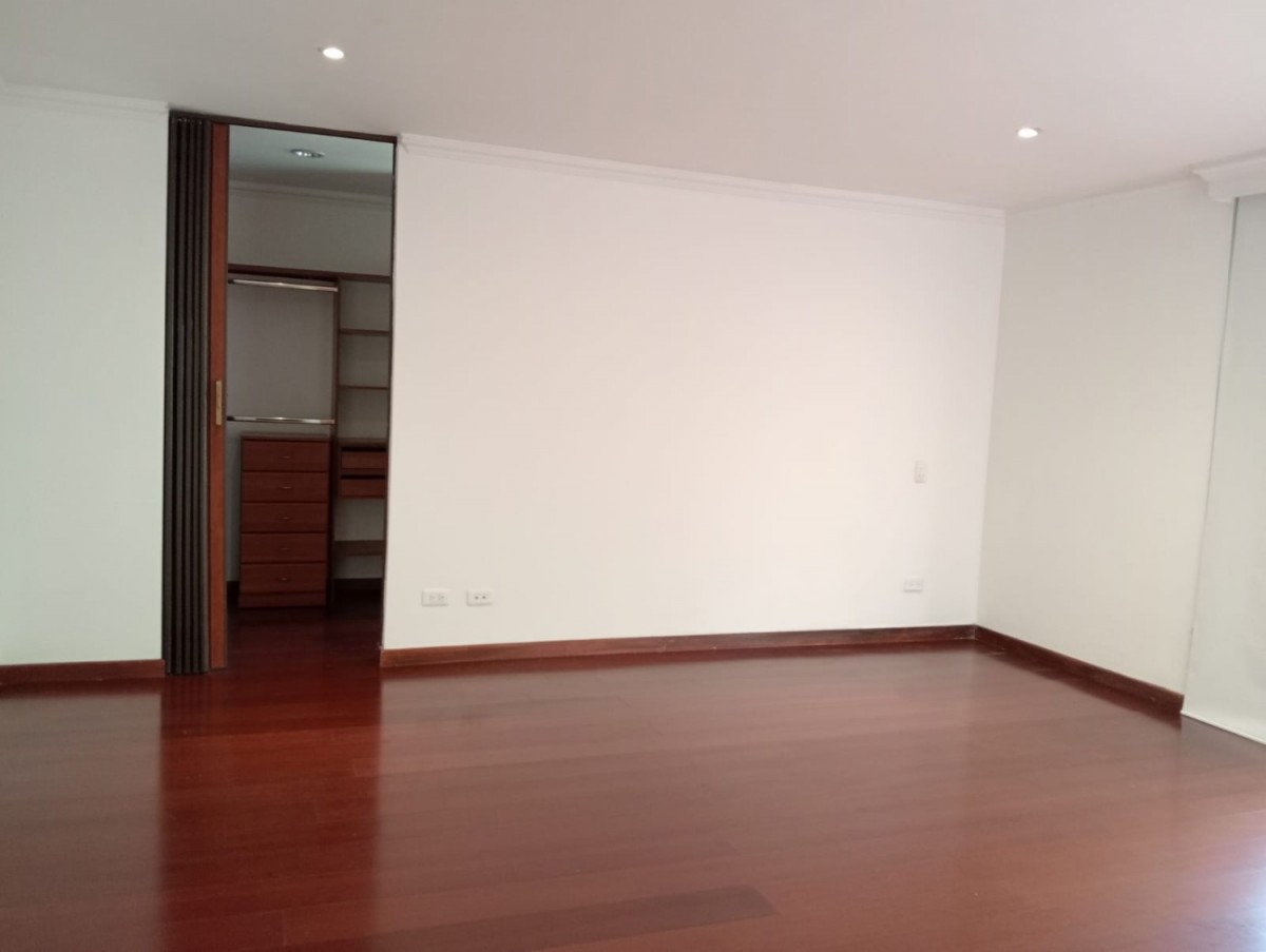 Apartaestudio en arriendo en Loma De Los Gonzalez, Medellín · foto 12 de 15