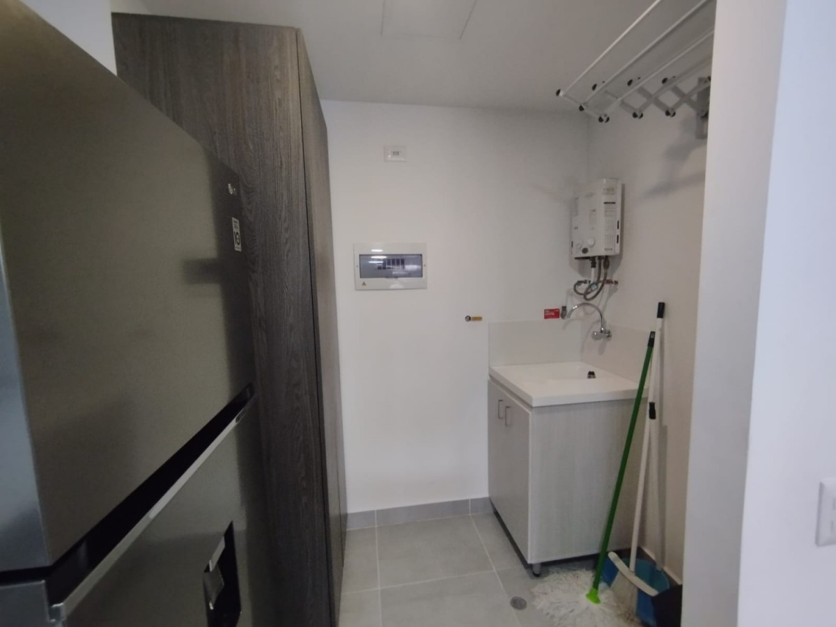 Apartaestudio en arriendo en Ciudad Del Río, Medellín · foto 13 de 14