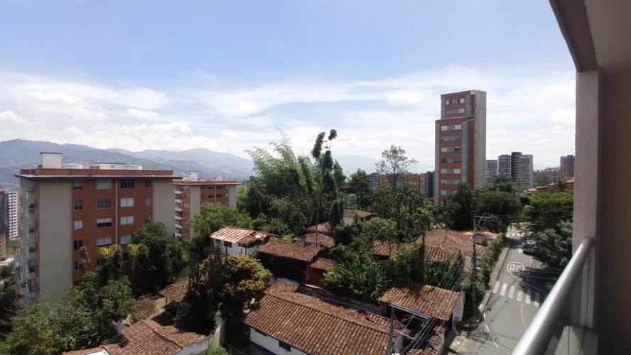 Apartamento de 2 alcobas en arriendo en Loma Del Esmeraldal, Envigado, 84 m² · foto 5 de 24